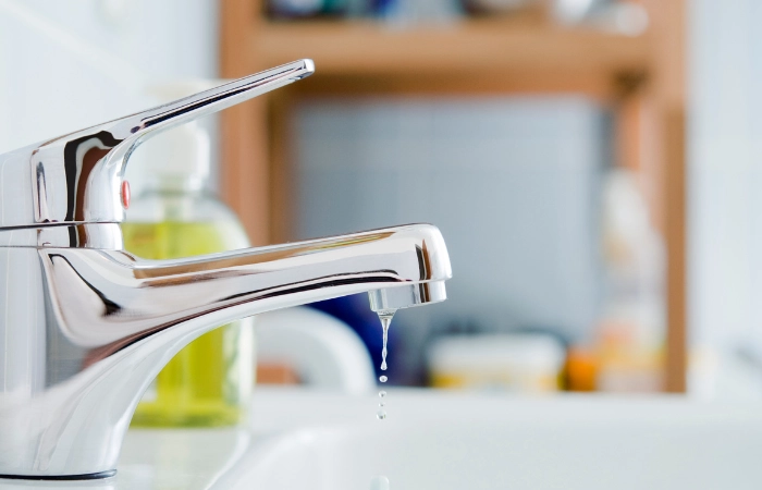 faucet drips 1