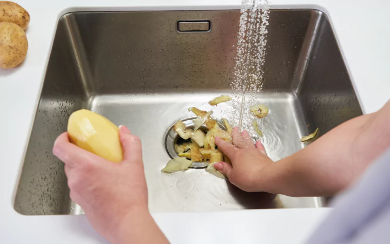 5 common garbage disposal problems and how to fix them1